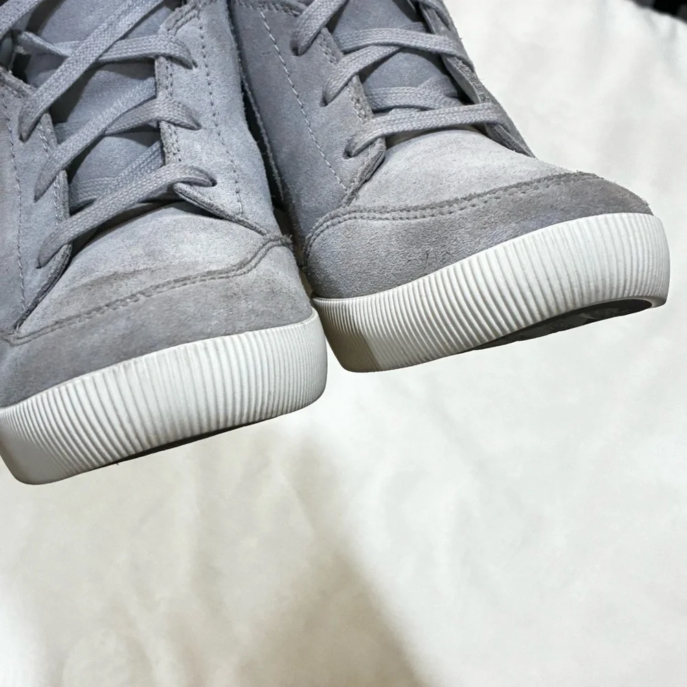 SOREL Out 'N About Wedge Booties Dove Quarry Grey Suede Waterproof Women's 8 - Picture 6 of 10